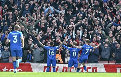 "Arsenal, Ev Sahibi Olduğu Maçta Bournemouth'a Teslim Oldu: Şampiyonluk Hayalleri Sarsıldı!"
