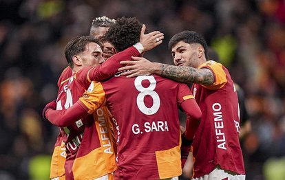 "Galatasaray'ın Zafere Doymadığı Gece: Kayserispor'a 4-0'lık Fark!"