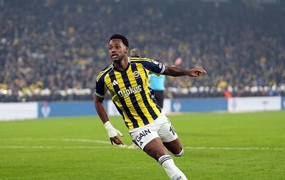 "Jhon Duran, Fenerbahçe'nin Saygıdeğer Tarihine Gönül Dolusu Bir Veda Veriyor"