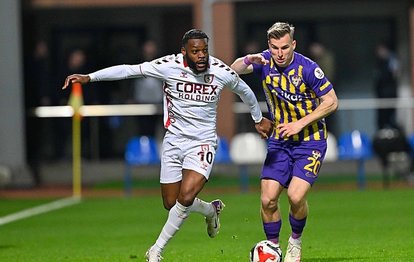 "Samsunspor, Uzatma Dakikaları Aydınlığında Eyüpspor'u 2-1 Yenerken Gülümsemeyi Unutmadı"